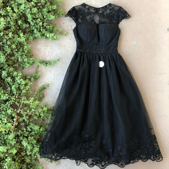 Chi Chi London Dresses & Skirts - Chi Chi London Modcloth Black Lace Tea Dress